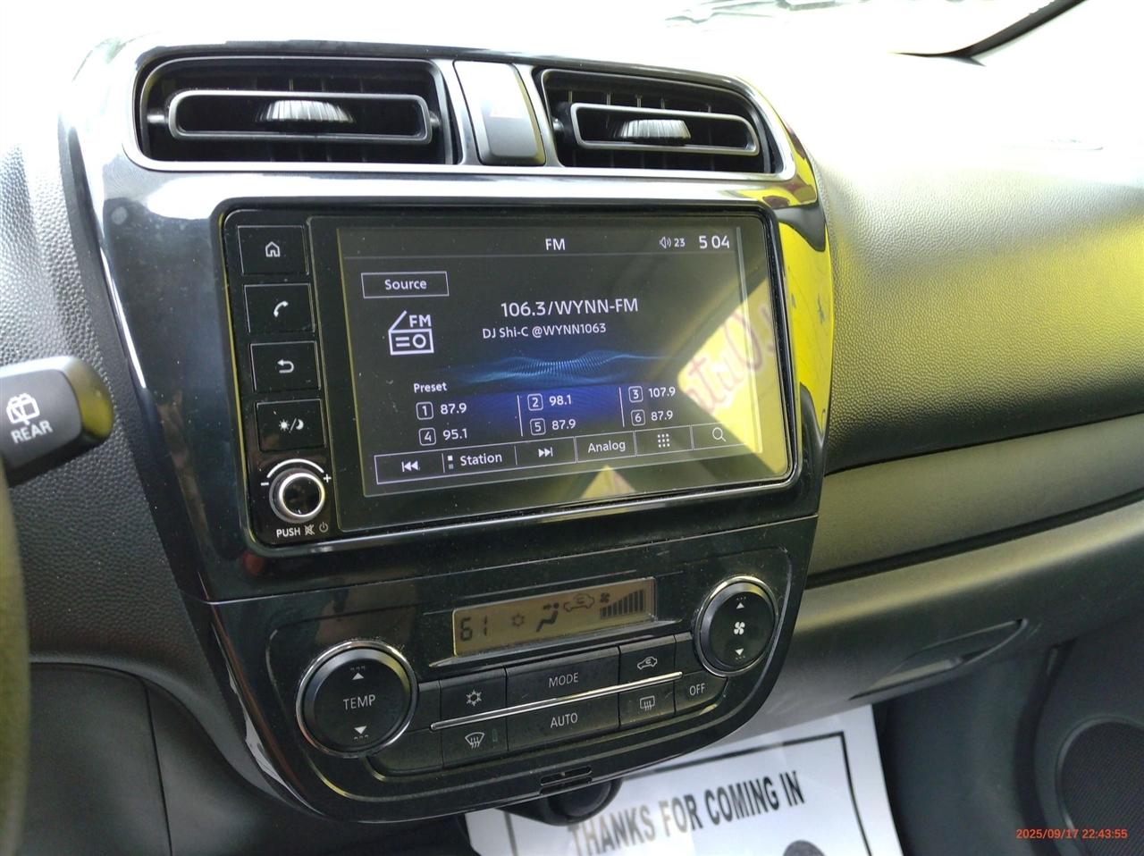 Mitsubishi Mirage ES CVT 2024