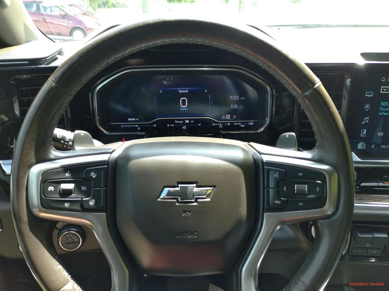 Chevrolet Silverado 1500 4WD Crew Cab 147" RST 2022