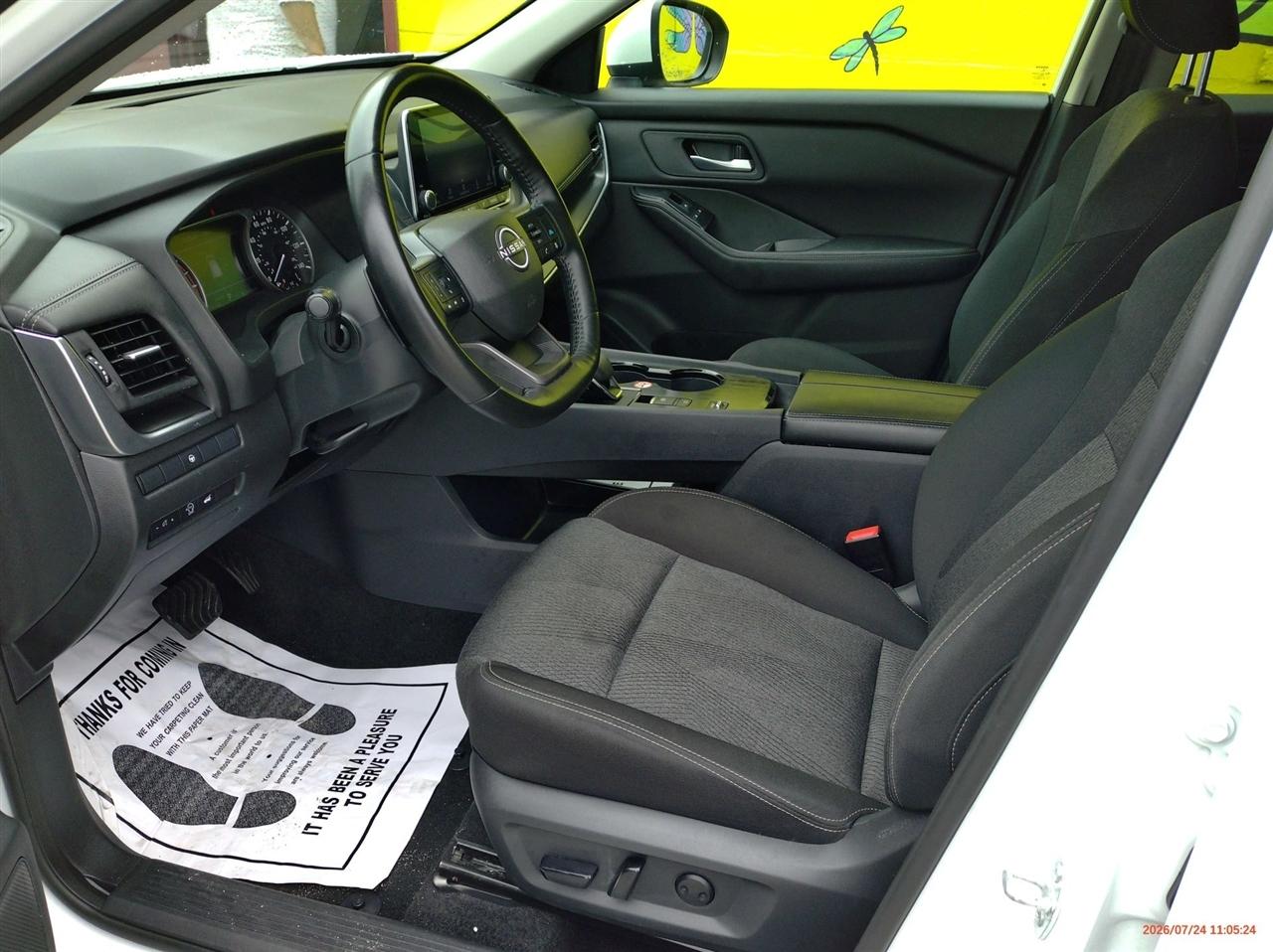 Nissan Rogue FWD SV 2025