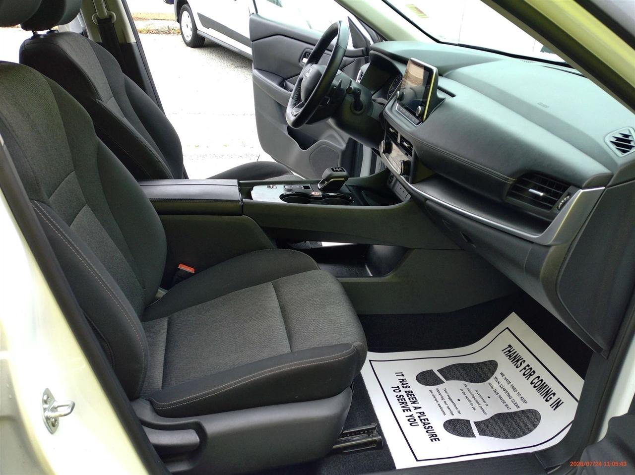Nissan Rogue FWD SV 2025