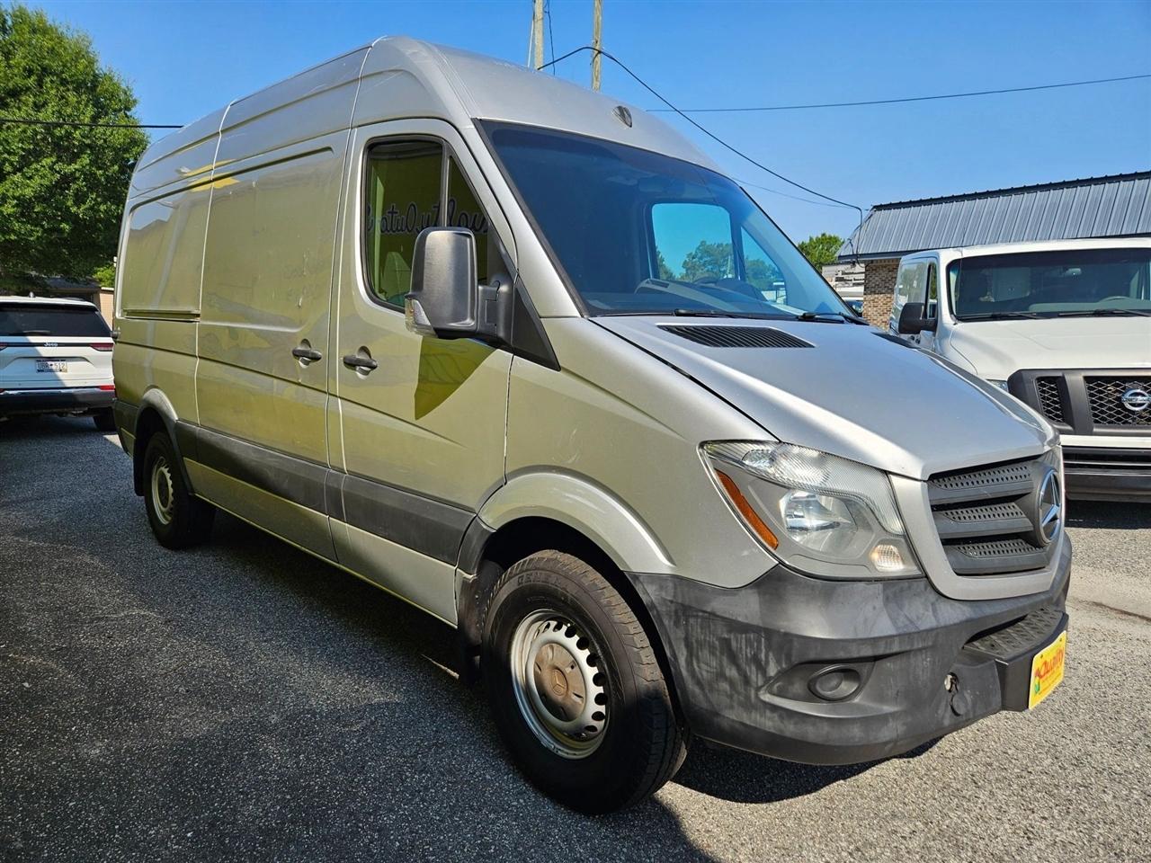 Mercedes-Benz Sprinter Cargo Vans RWD 2500 144" 2016