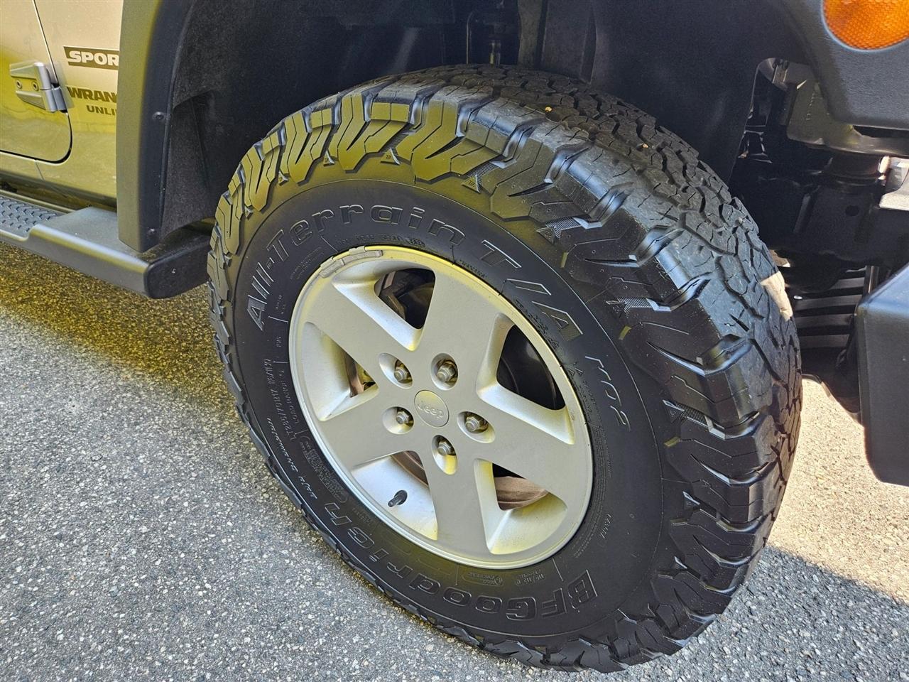 Jeep Wrangler Unlimited 4WD 4dr Sport 2016