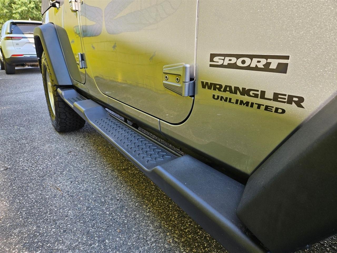 Jeep Wrangler Unlimited 4WD 4dr Sport 2016