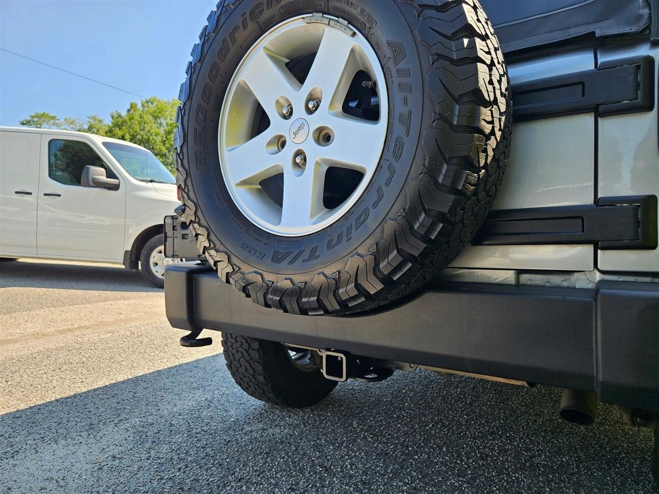 Jeep Wrangler Unlimited 4WD 4dr Sport 2016