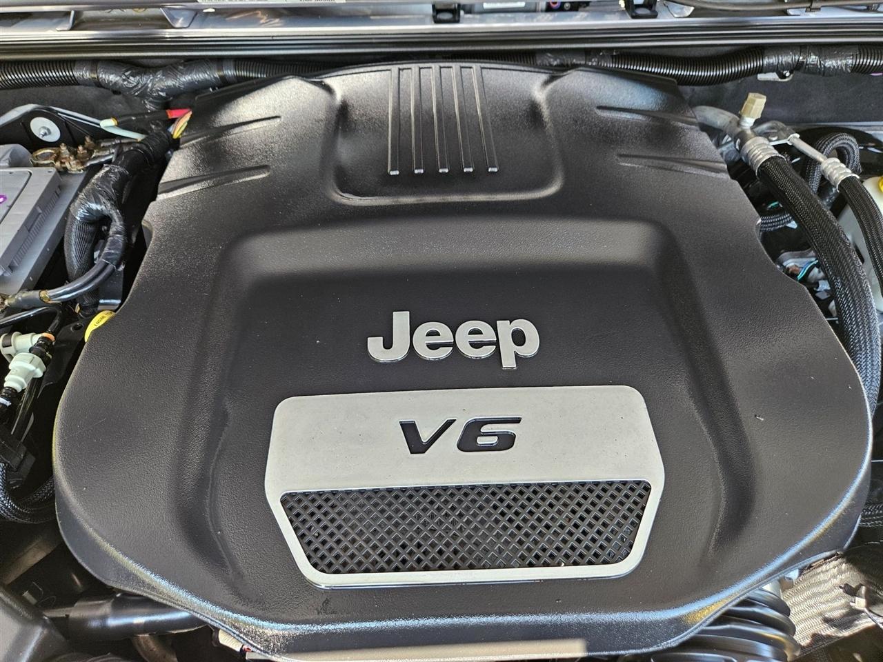 Jeep Wrangler Unlimited 4WD 4dr Sport 2016
