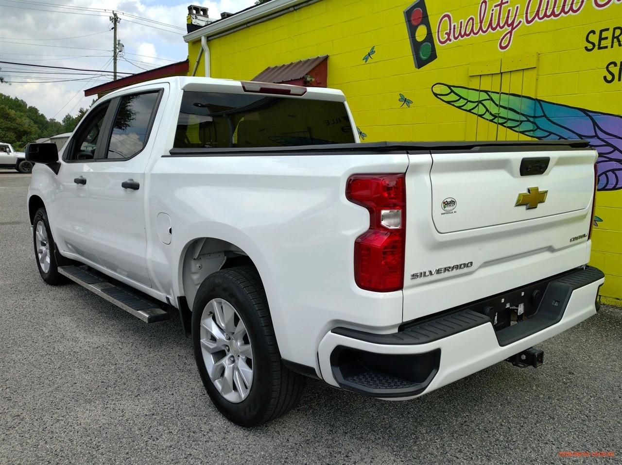 Chevrolet Silverado 1500 2WD Crew Cab 147" Custom 2022