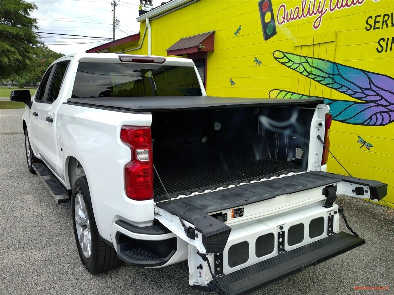 Chevrolet Silverado 1500 2WD Crew Cab 147" Custom 2022