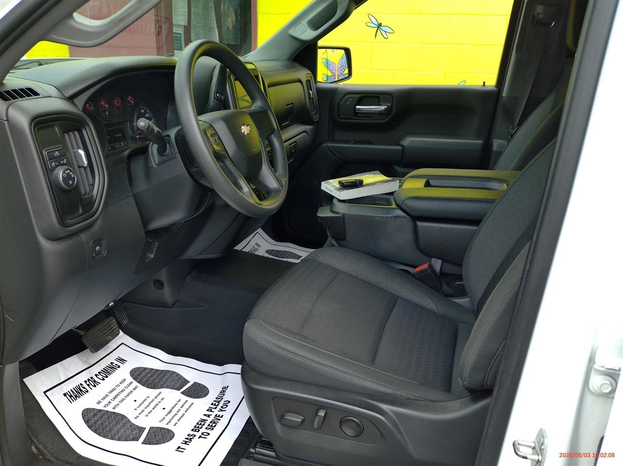 Chevrolet Silverado 1500 2WD Crew Cab 147" Custom 2022