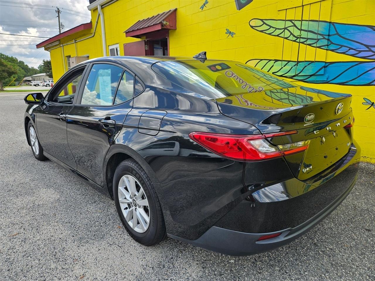 Toyota Camry XLE (Natl) 2025