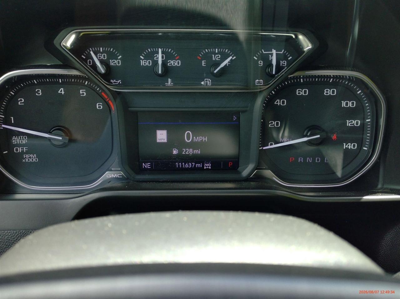 GMC Sierra 1500 4WD Crew Cab 147" AT4 2021