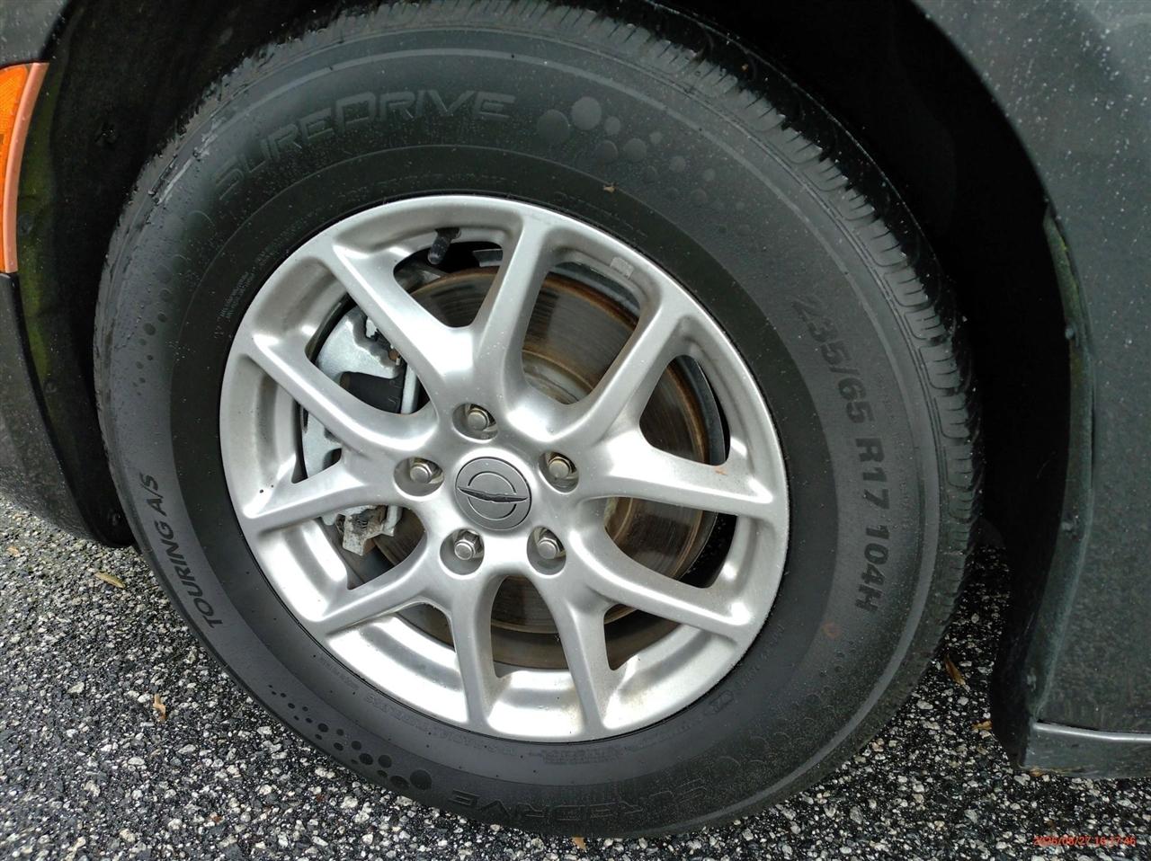 Chrysler Pacifica Touring L FWD 2023