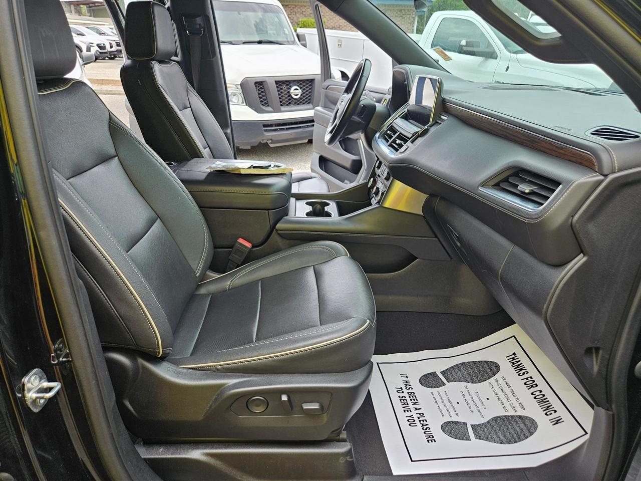Chevrolet Suburban 4WD 4dr Premier 2023