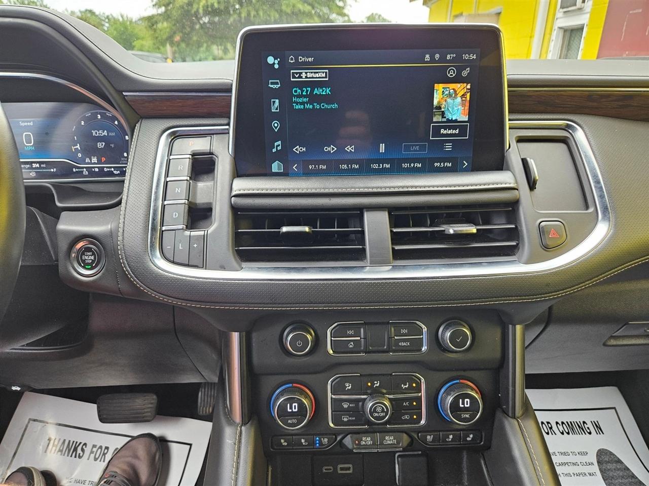 Chevrolet Suburban 4WD 4dr Premier 2023