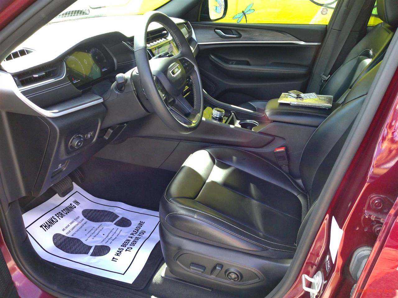 Jeep Grand Cherokee Limited 4x2 2024