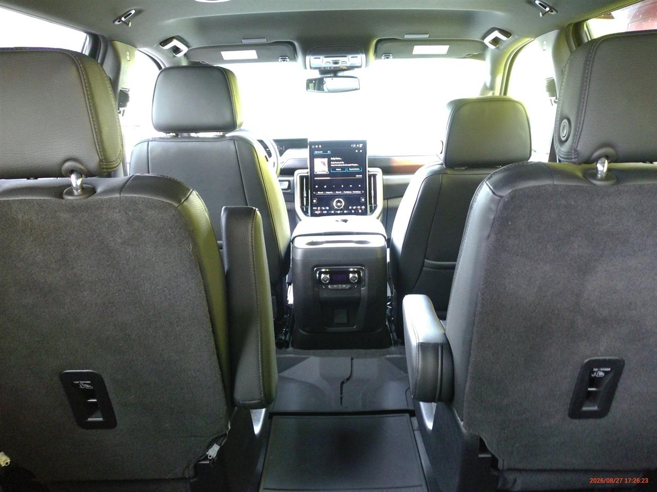 GMC Yukon 4WD 4dr Denali 2025