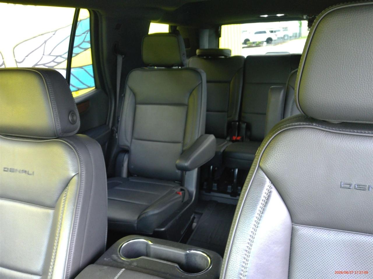 GMC Yukon 4WD 4dr Denali 2025
