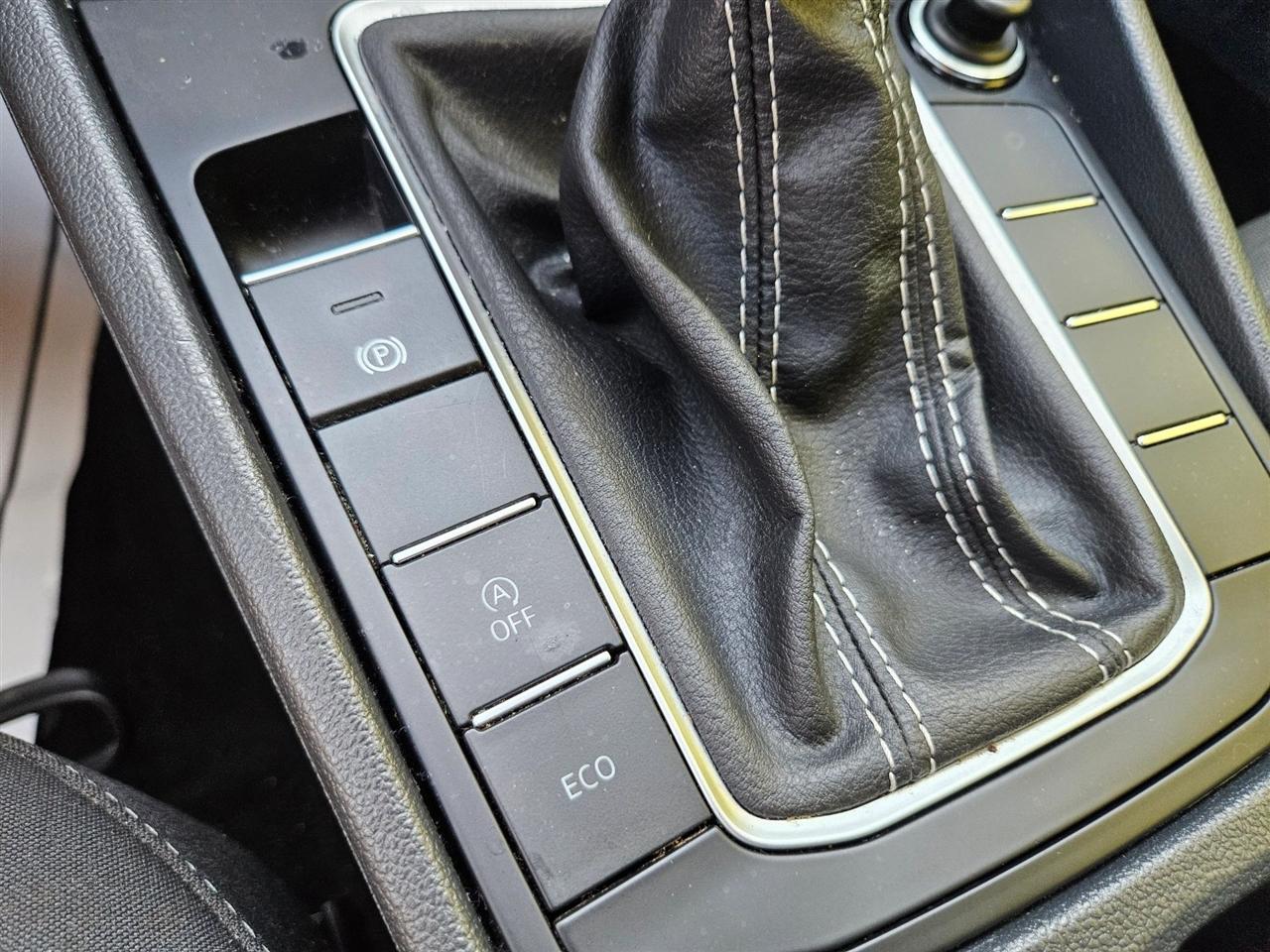 Volkswagen Jetta S Auto 2025