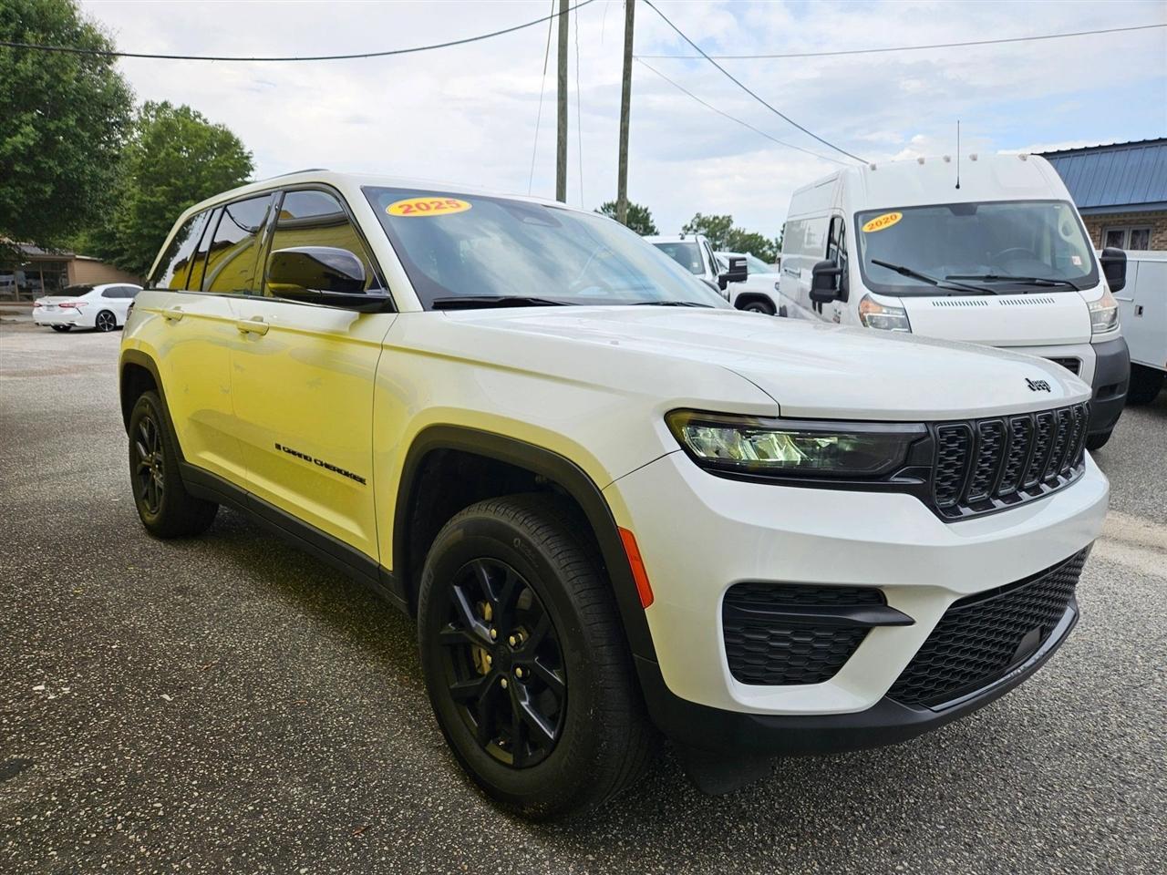 Jeep Grand Cherokee Altitude 4x4 2025