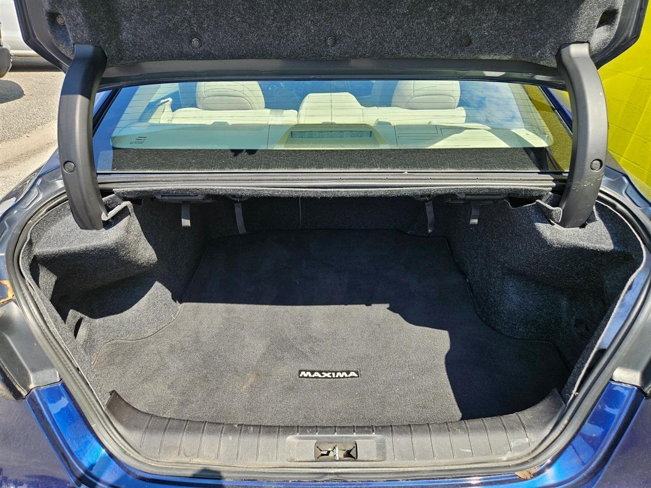 Nissan Maxima SV 3.5L 2021
