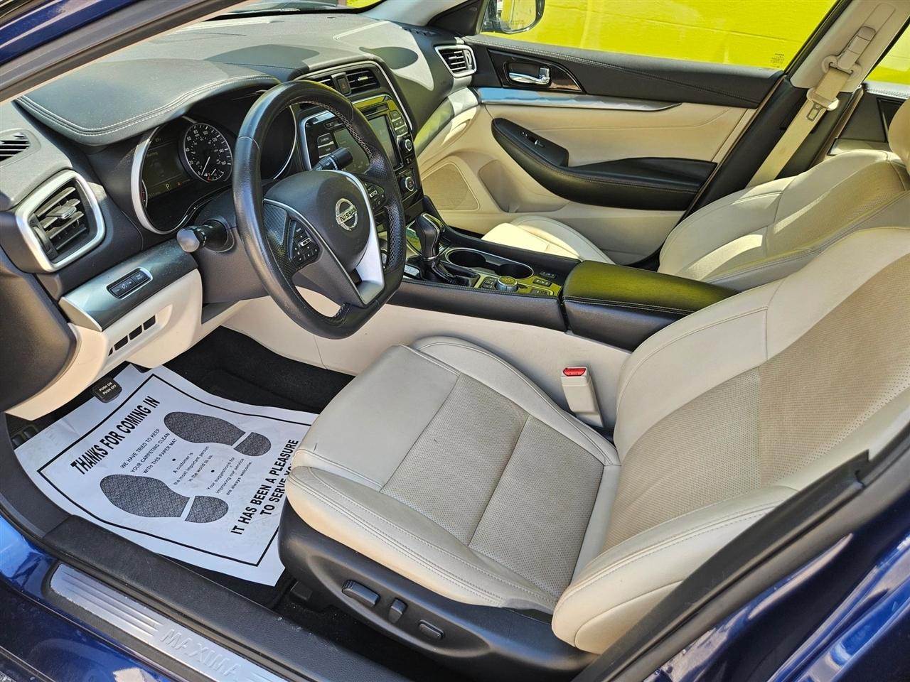 Nissan Maxima SV 3.5L 2021