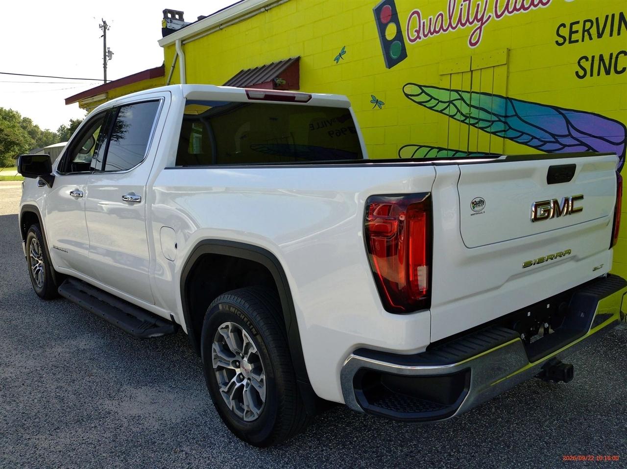 GMC Sierra 1500 2WD Crew Cab 147" SLT 2026