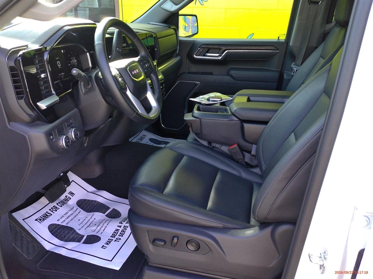 GMC Sierra 1500 2WD Crew Cab 147" SLT 2026