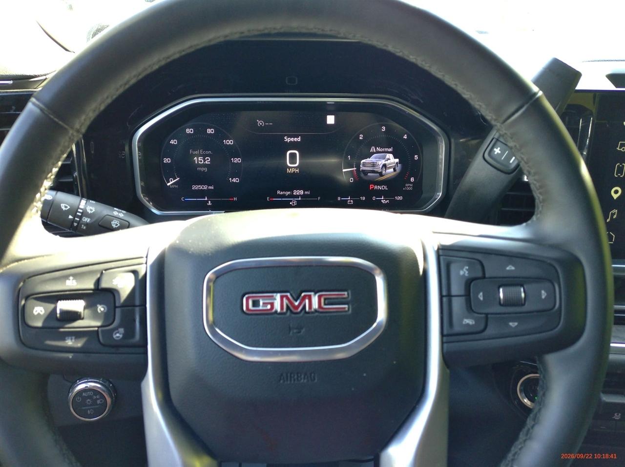 GMC Sierra 1500 2WD Crew Cab 147" SLT 2026