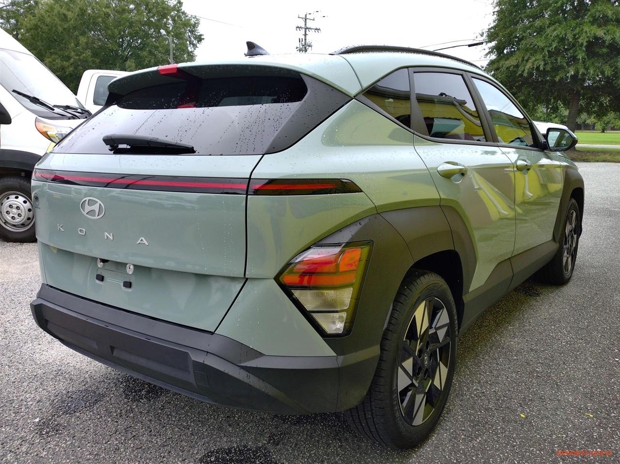 Hyundai Kona SEL FWD 2025
