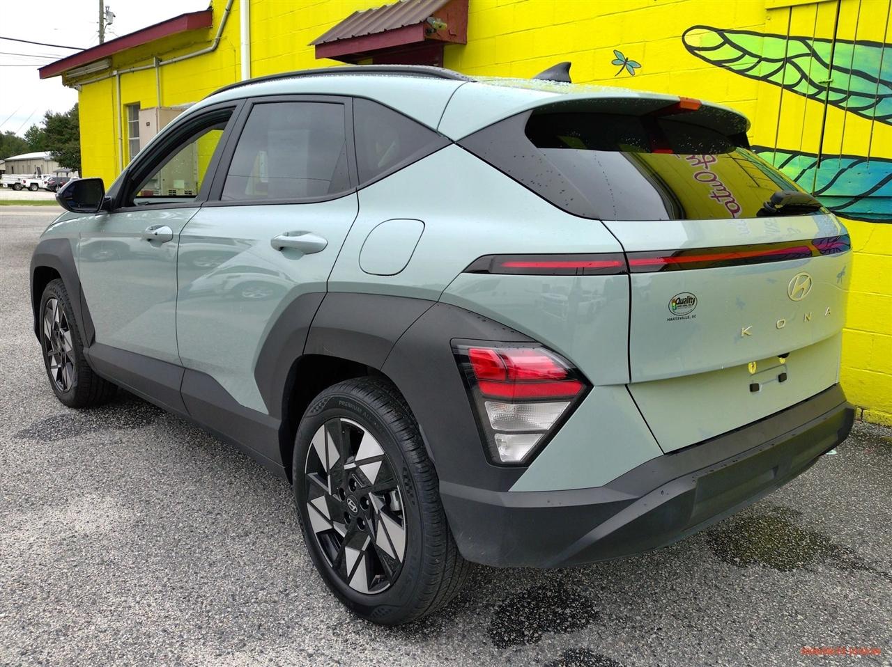 Hyundai Kona SEL FWD 2025