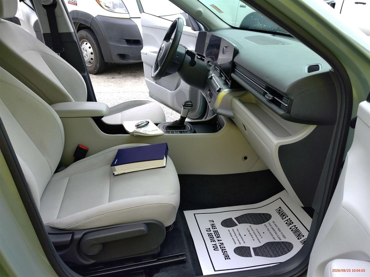 Hyundai Kona SEL FWD 2025