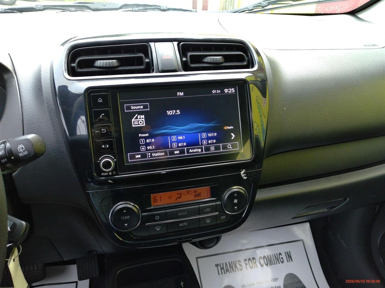 Mitsubishi Mirage ES CVT 2024