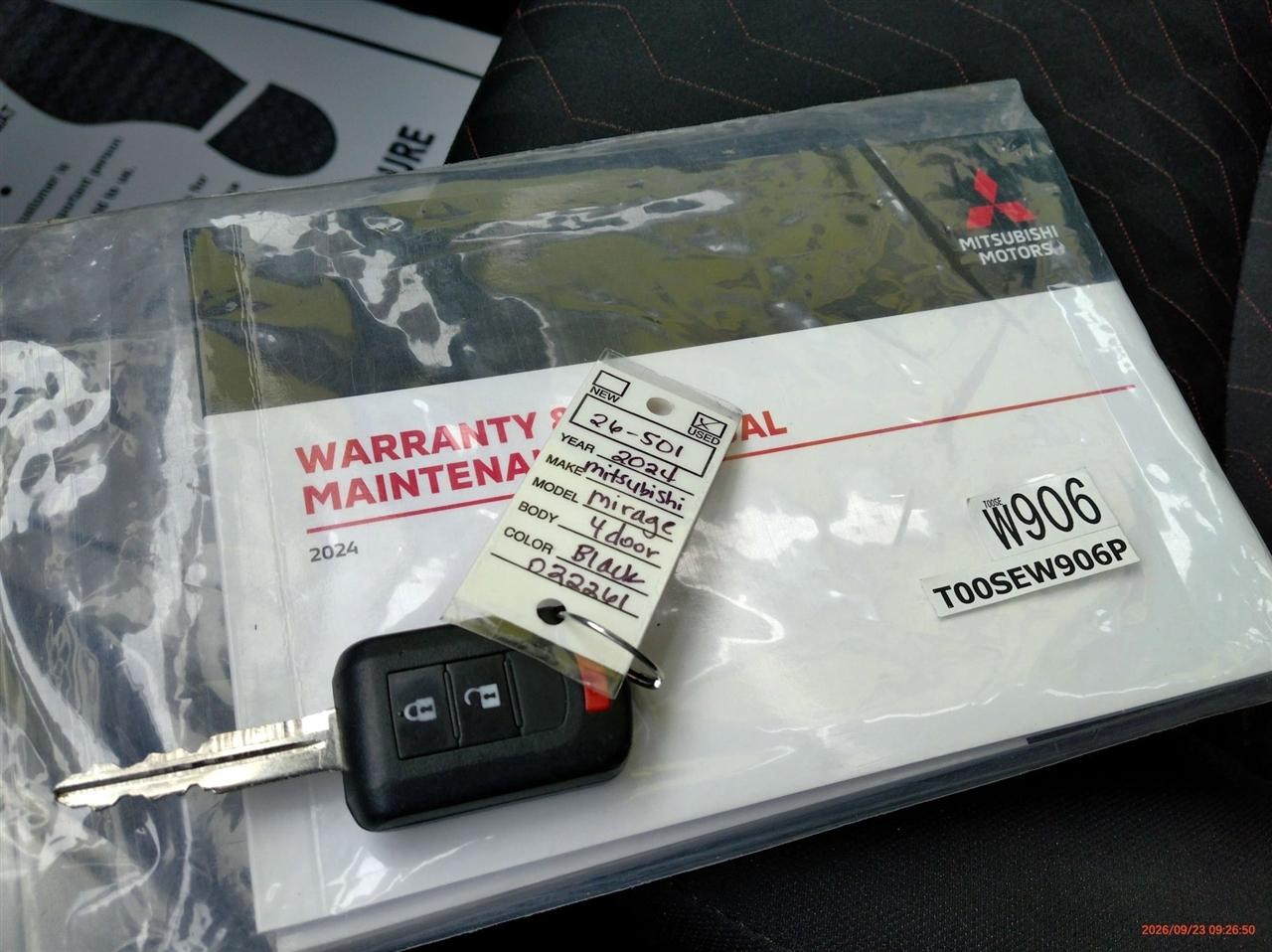 Mitsubishi Mirage ES CVT 2024