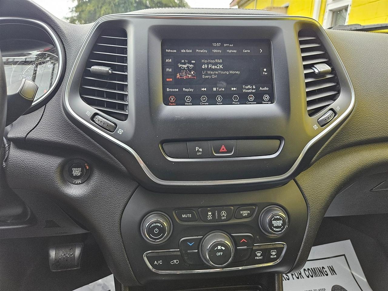 Jeep Cherokee Latitude Plus FWD 2019