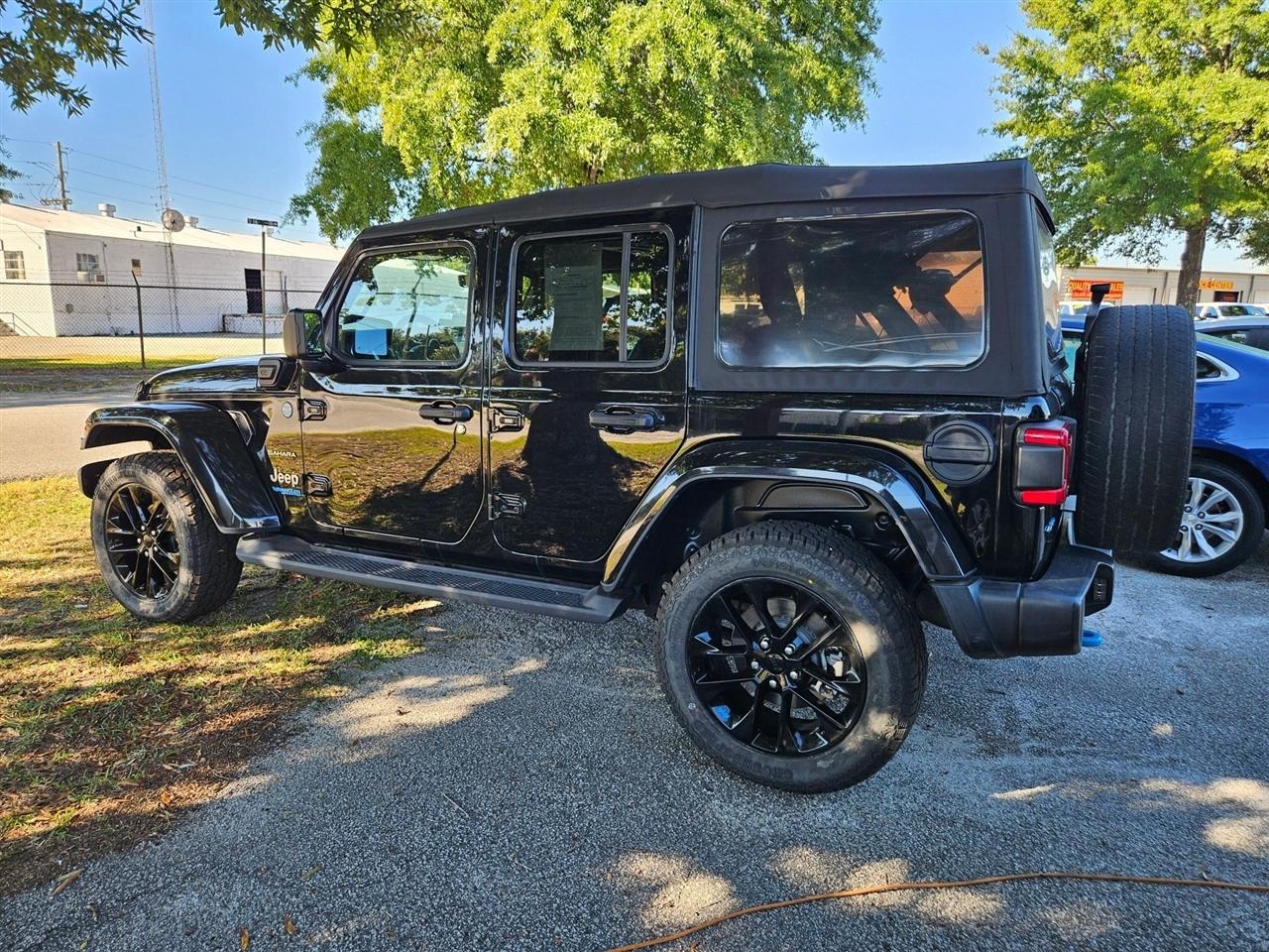 Jeep Wrangler 4xe Unlimited Sahara 4x4 2022