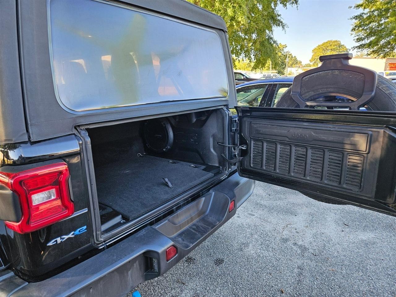 Jeep Wrangler 4xe Unlimited Sahara 4x4 2022