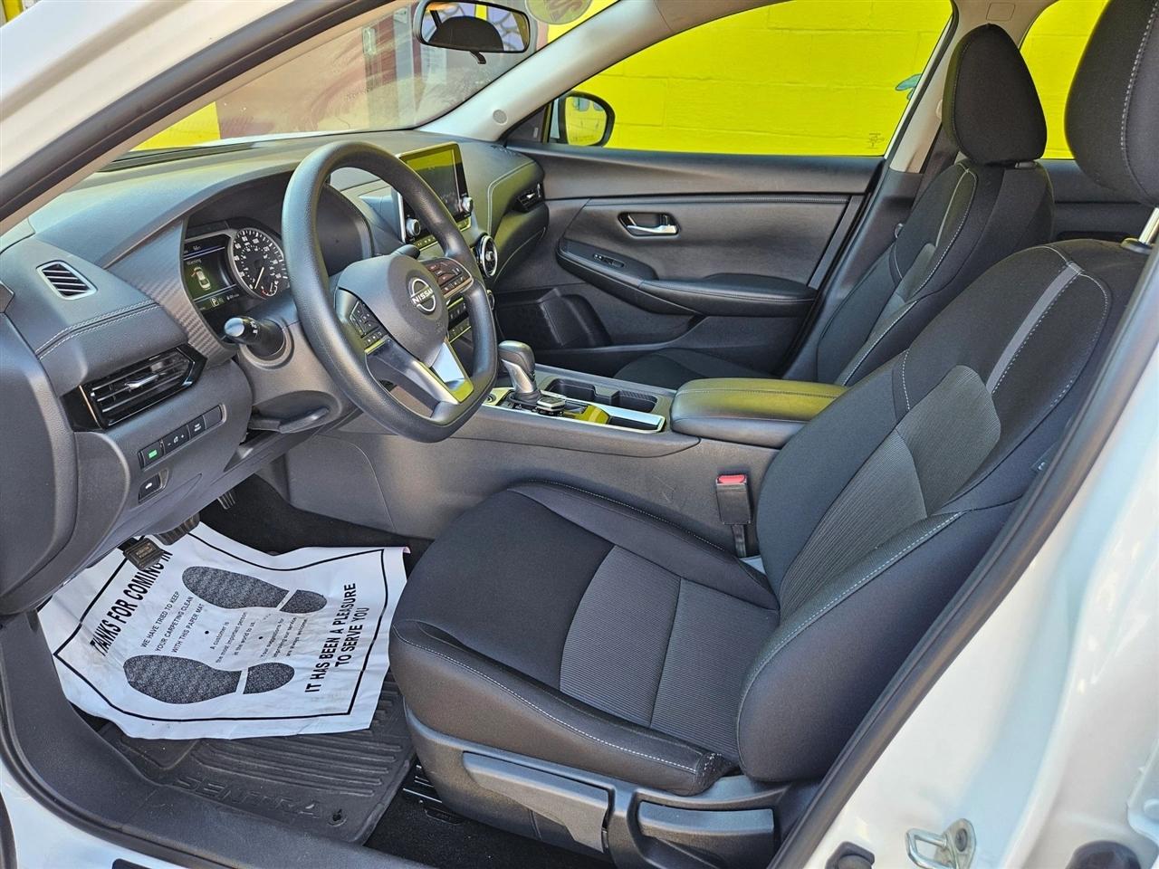 Nissan Sentra SV CVT 2025