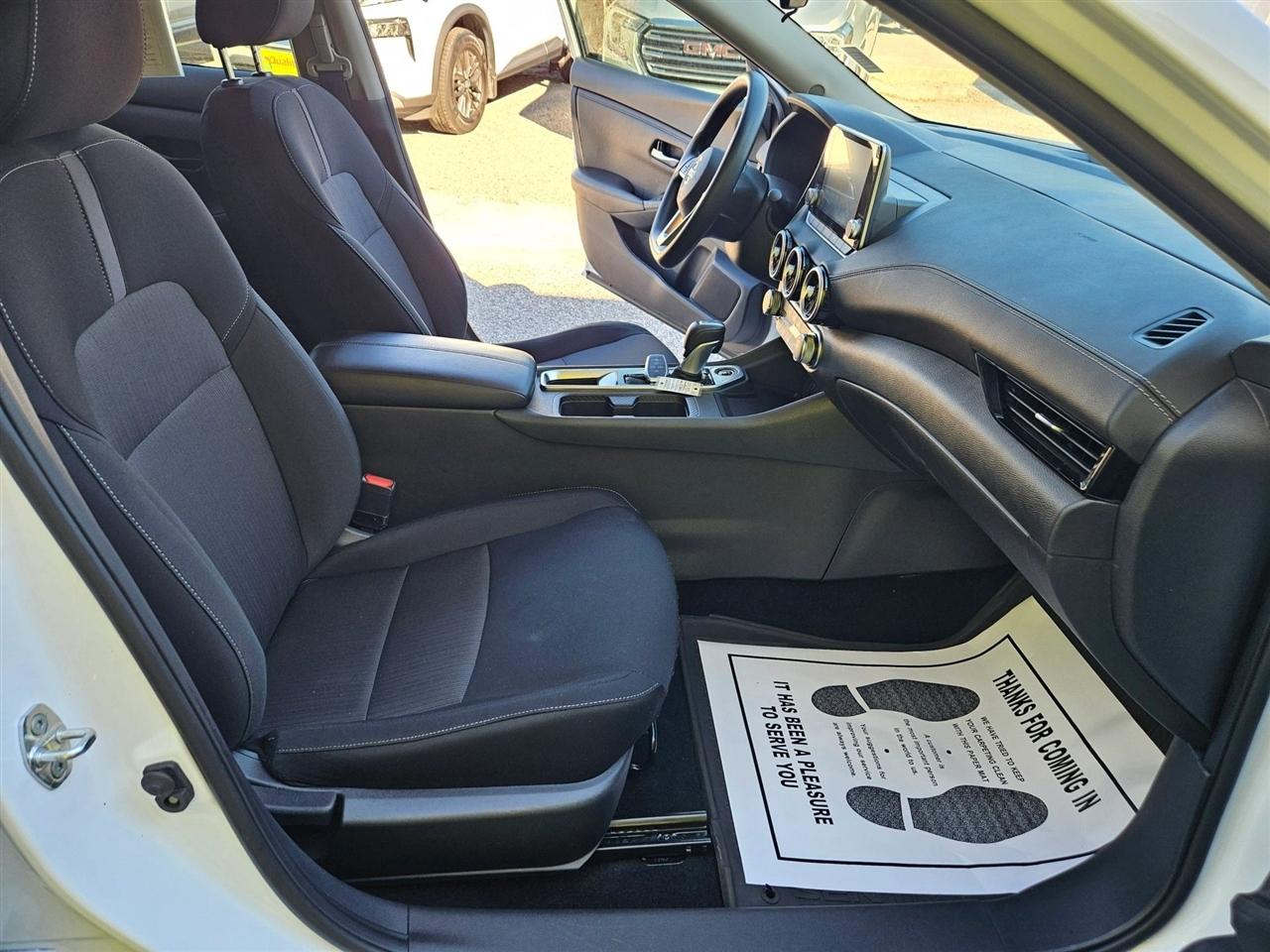 Nissan Sentra SV CVT 2025