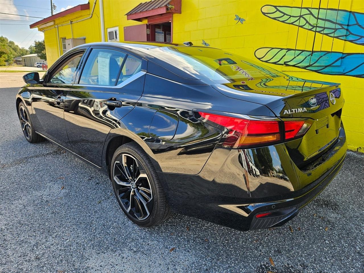 Nissan Altima SR AWD 2025