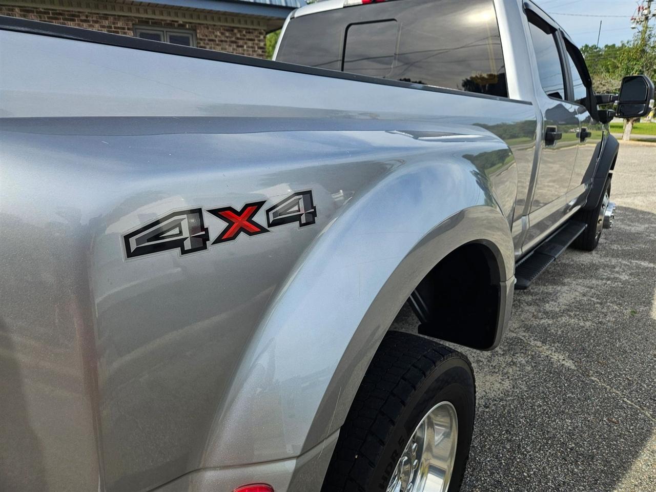 Ford Super Duty F-450 DRW King Ranch 4WD Crew Cab 8' Box 2022