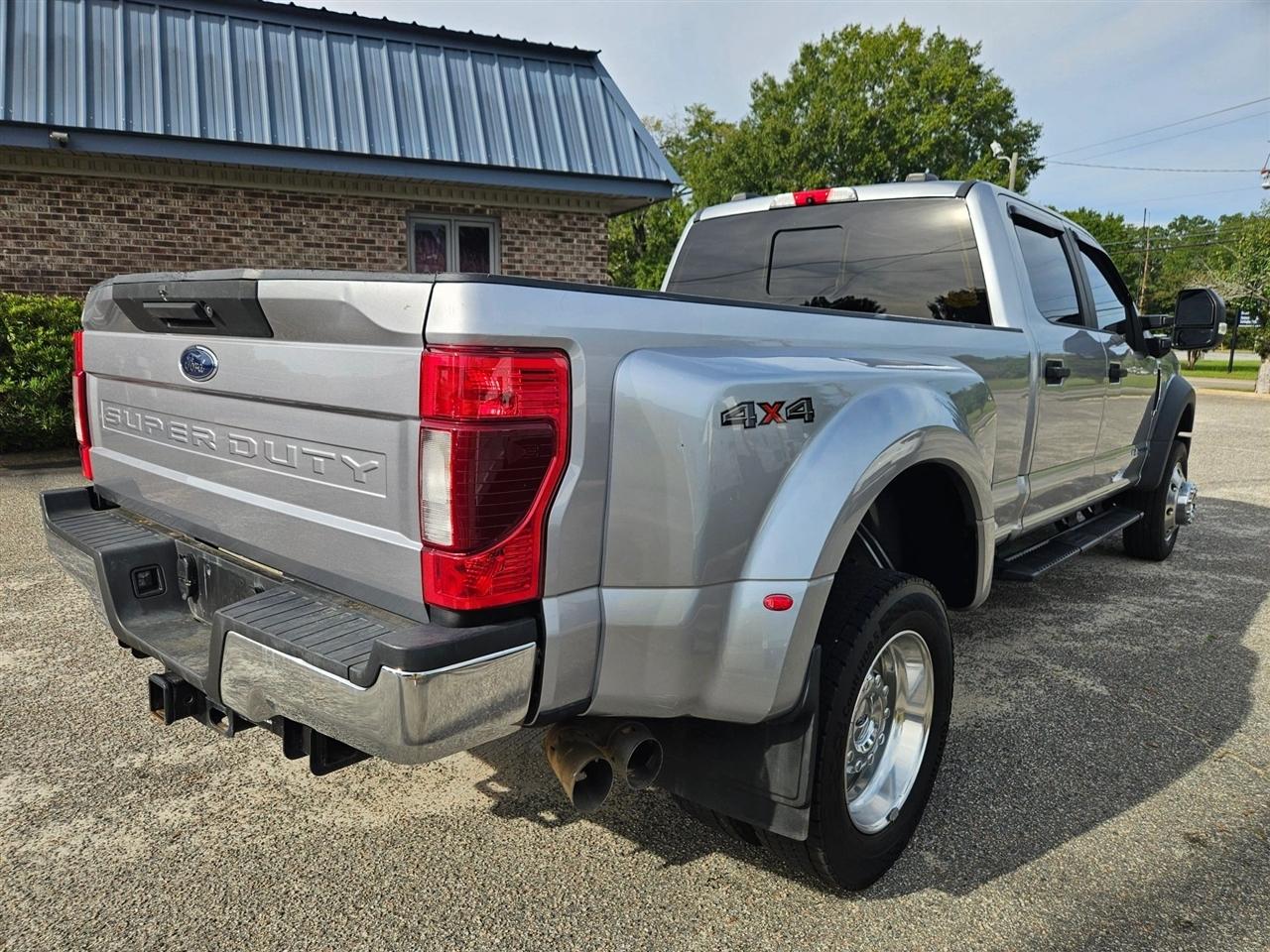 Ford Super Duty F-450 DRW King Ranch 4WD Crew Cab 8' Box 2022