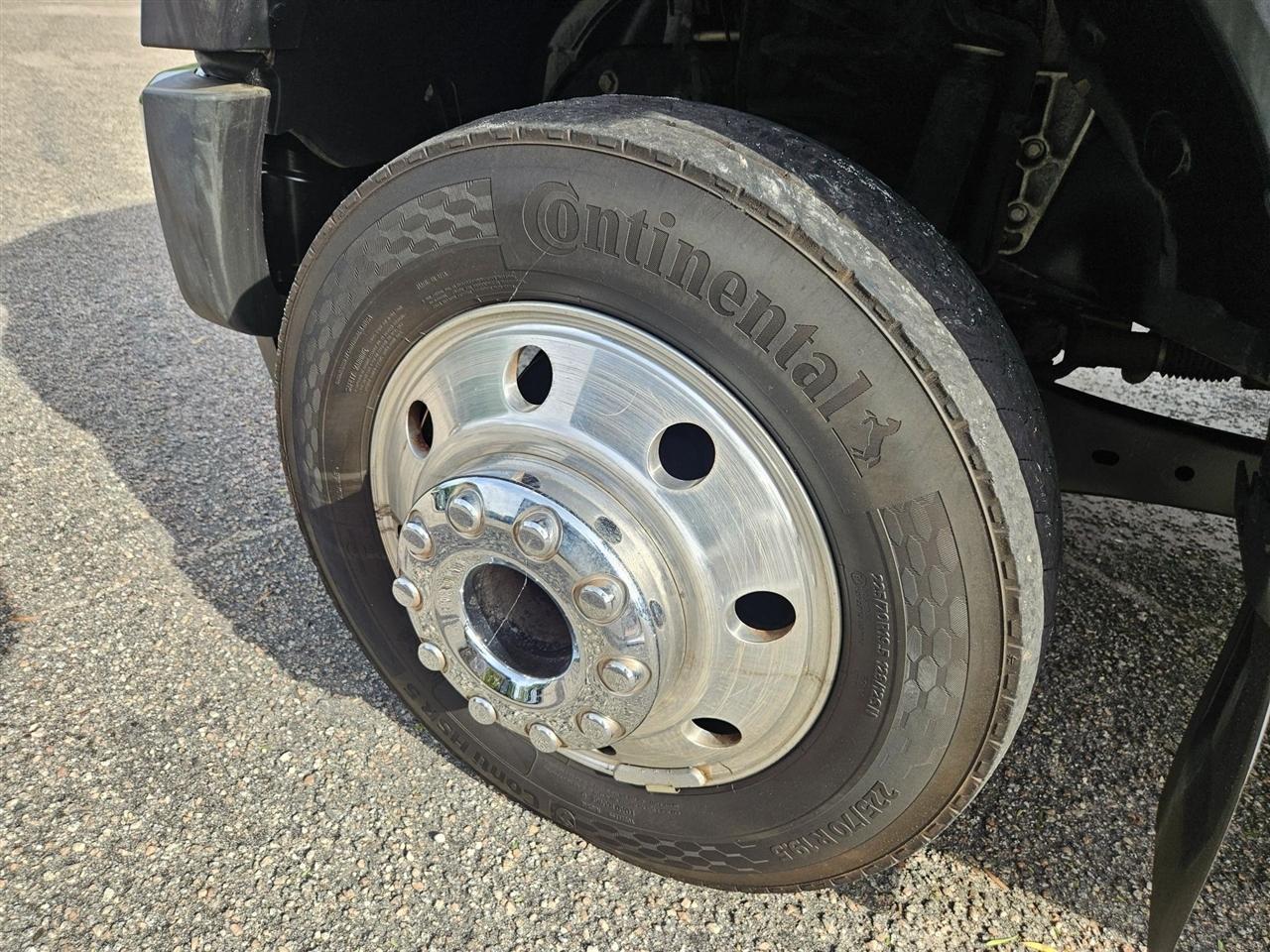 Ford Super Duty F-450 DRW King Ranch 4WD Crew Cab 8' Box 2022