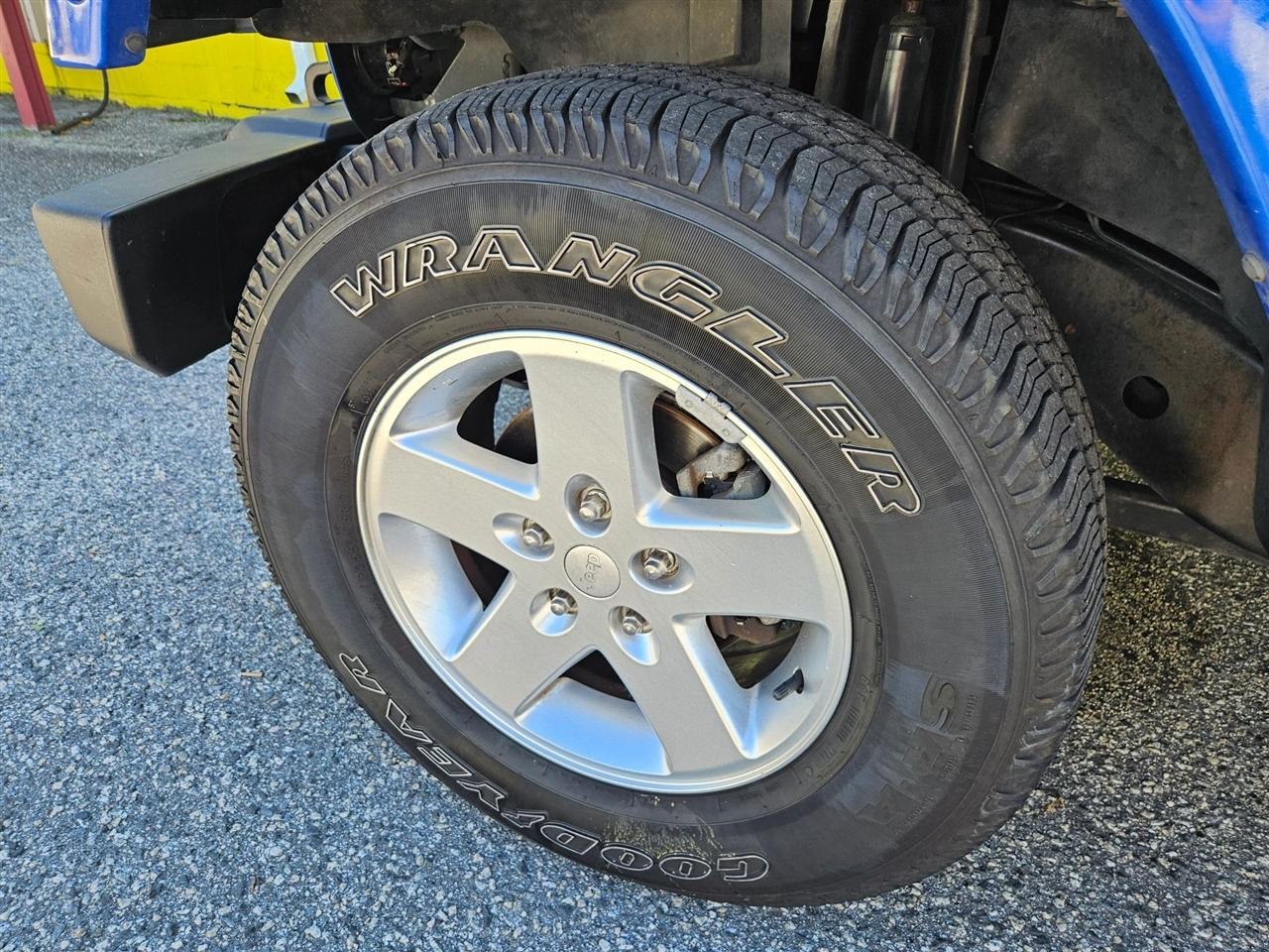Jeep Wrangler Unlimited 4WD 4dr Sport 2014