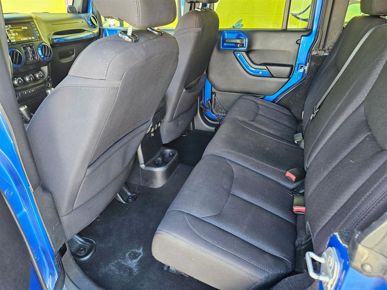 Jeep Wrangler Unlimited 4WD 4dr Sport 2014