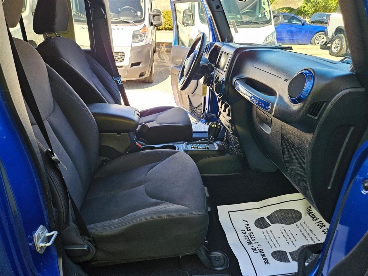 Jeep Wrangler Unlimited 4WD 4dr Sport 2014