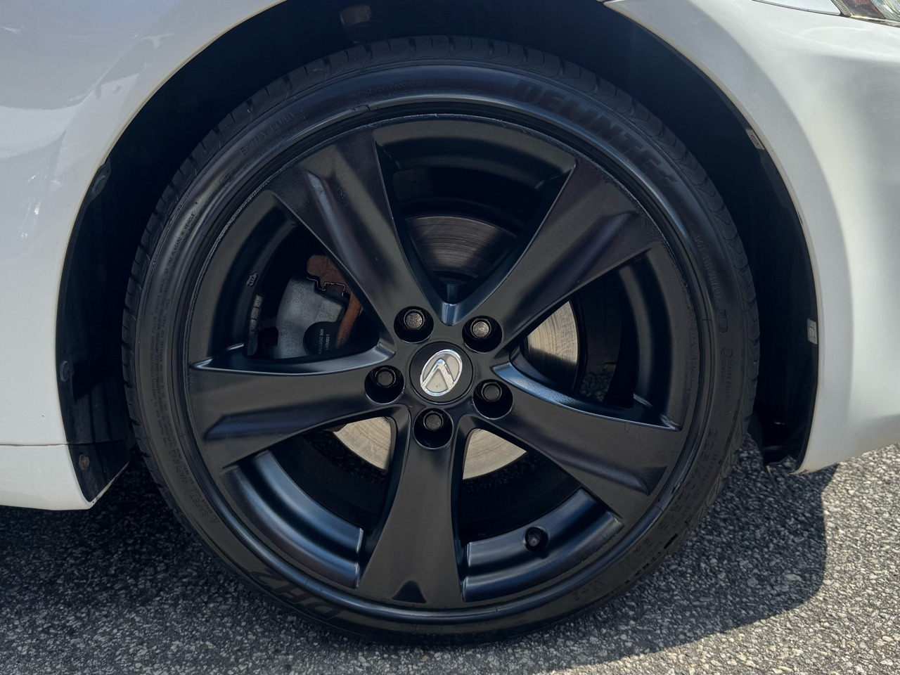 Lexus IS  2012 Lexus IS  2012