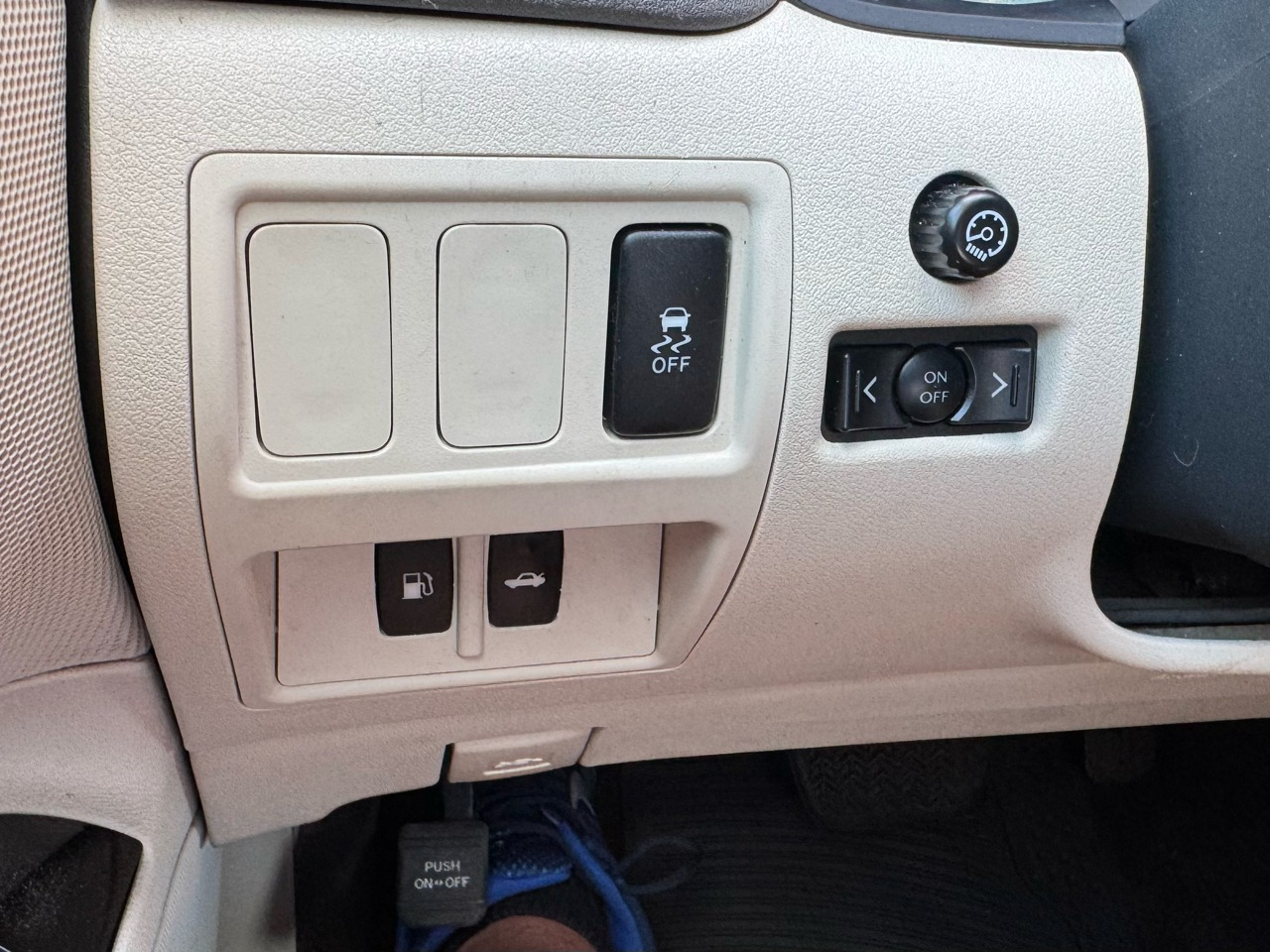 Lexus IS  2012 Lexus IS  2012