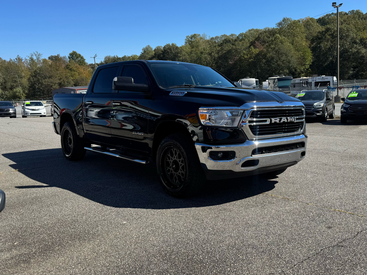 RAM 1500 Big Horn Crew Cab 4WD 2019 RAM 1500 Big Horn Crew Cab 4WD 2019