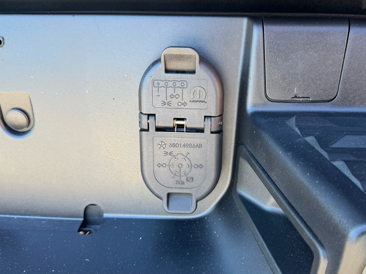 RAM 1500 Big Horn Crew Cab 4WD 2019 RAM 1500 Big Horn Crew Cab 4WD 2019