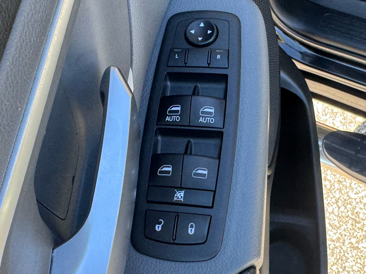 RAM 1500 Big Horn Crew Cab 4WD 2019 RAM 1500 Big Horn Crew Cab 4WD 2019