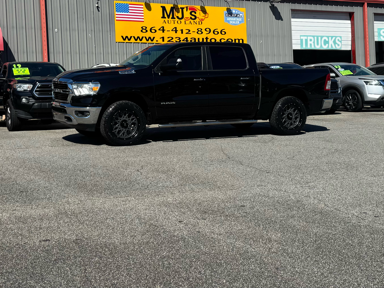 RAM 1500 Big Horn Crew Cab 4WD 2019 RAM 1500 Big Horn Crew Cab 4WD 2019